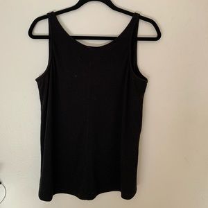 black ribbed tank top
